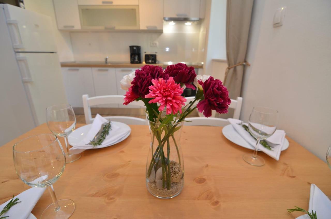 Apartment Zara Sun מראה חיצוני תמונה
